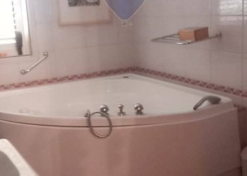 Bagno - Appartamento VIA VITTORIO EMANUELE II
 
94, Belpasso - foto 11