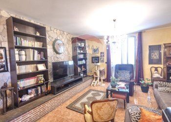 Soggiorno - Appartamento VIA VITTORIO EMANUELE II
 
94, Belpasso - foto 28