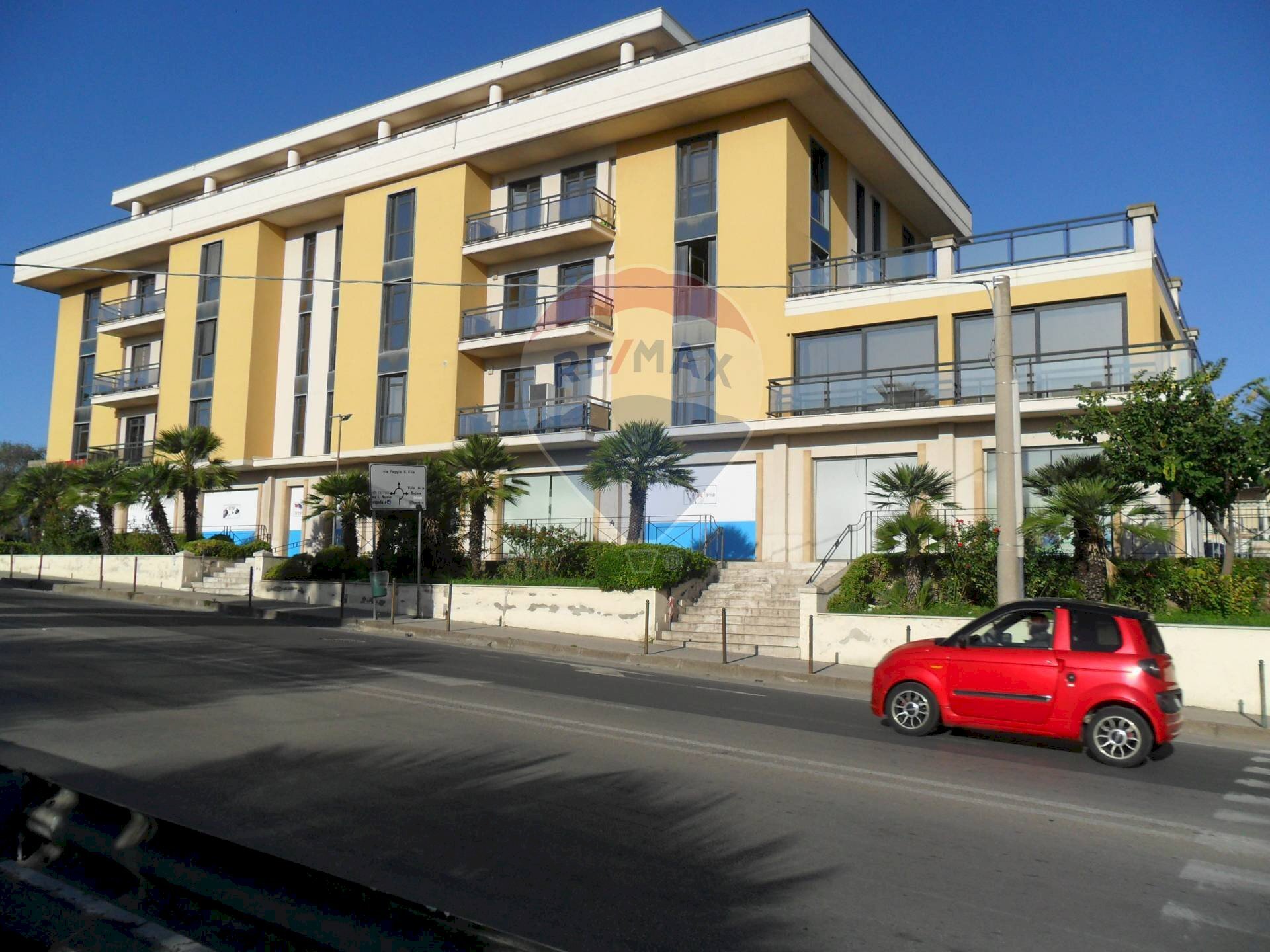 Edificio all\'aperto - Quadrilocale Viale della Regione
 
232, Caltanissetta - foto 2