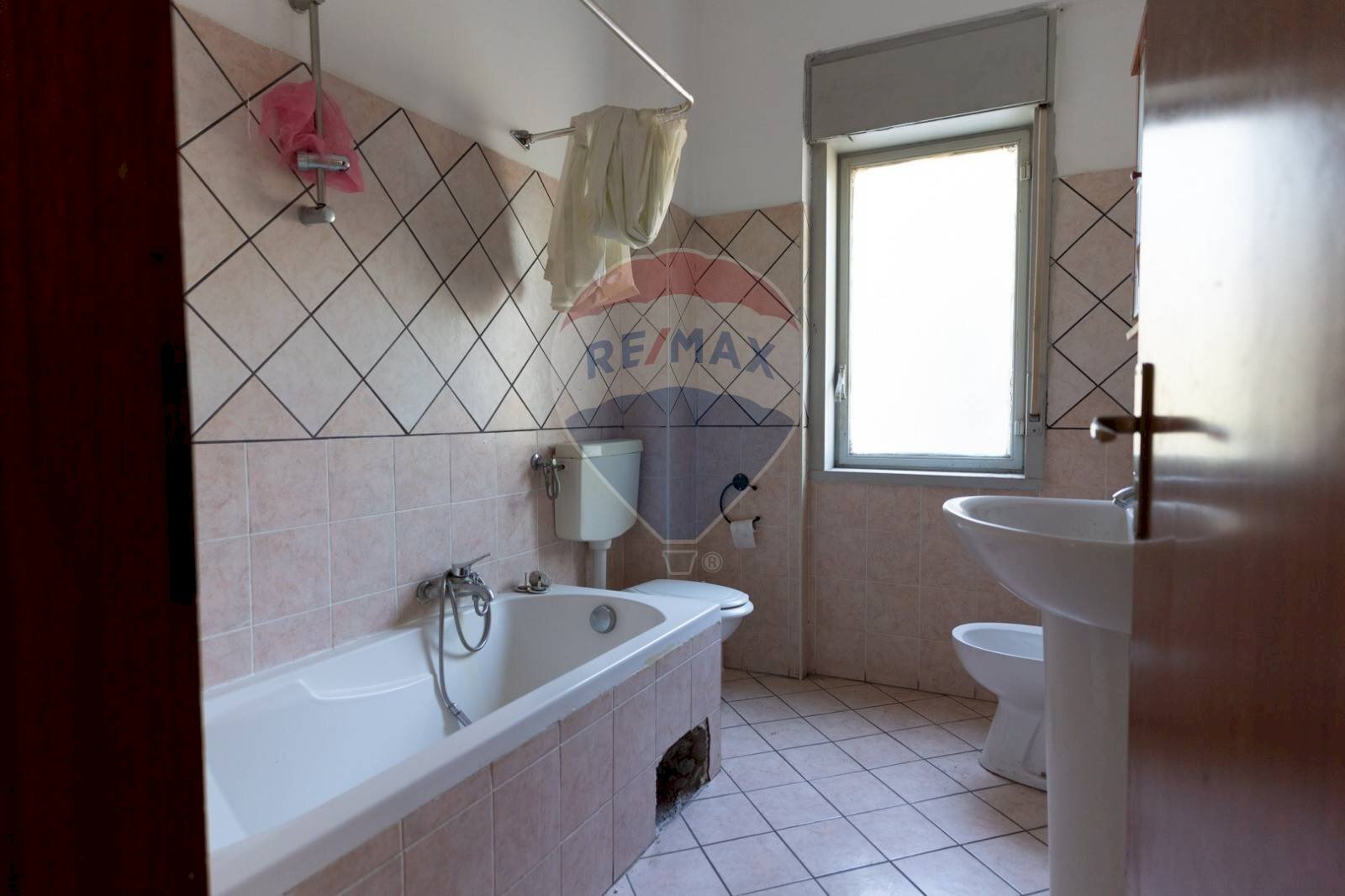 Bagno - Appartamento STRADA STATALE 114 SUB 46, Messina - foto 3