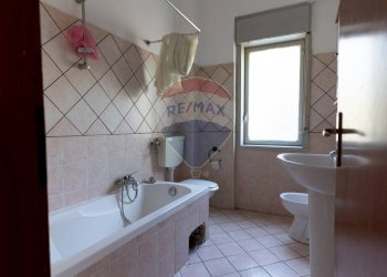 Bagno - Appartamento STRADA STATALE 114 SUB 46, Messina - foto 3