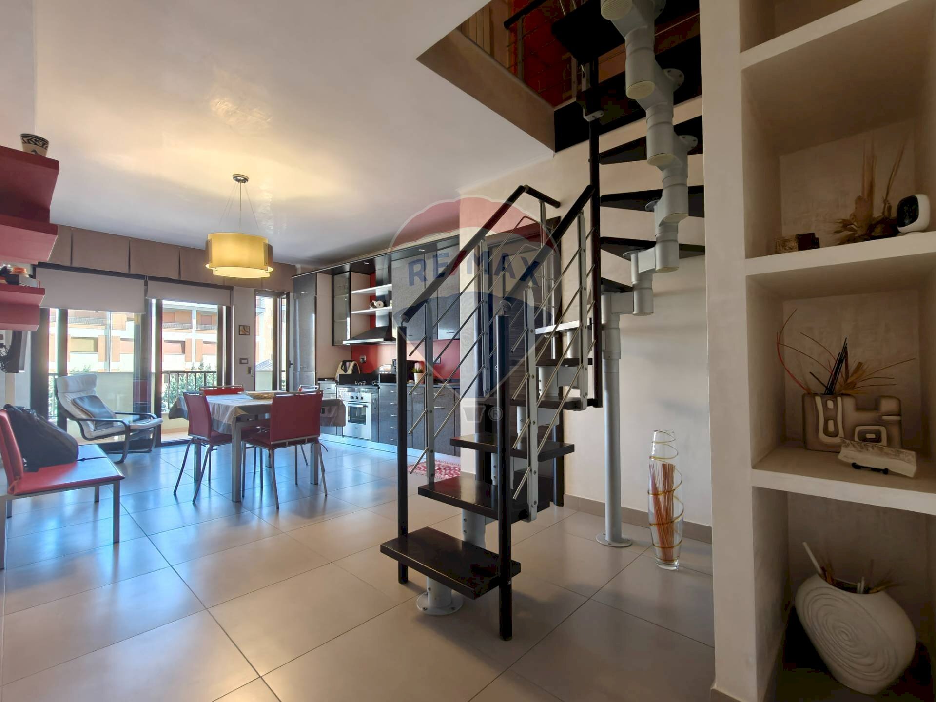 Scale - Appartamento Via Scaloria
115/B, Manfredonia - foto 2