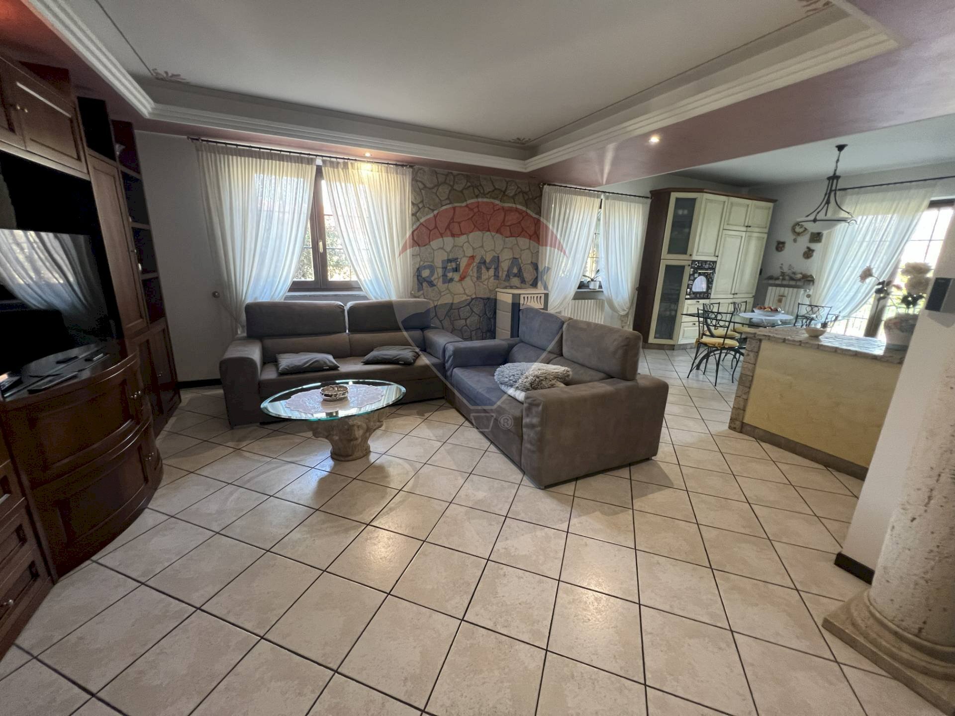 Sala da pranzo - Quadrilocale via Bartolomeo Colleoni
 
114, Urgnano - foto 2