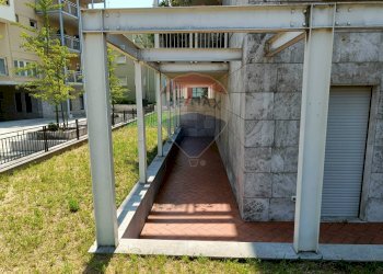 Edificio all\'aperto - Trilocale Via Madonna della Neve
 
13, Bergamo - foto 24