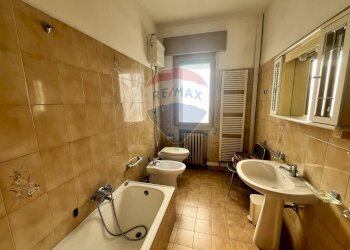 Bagno - Villa Via Portomaggiore
 
5, Ferrara - foto 24