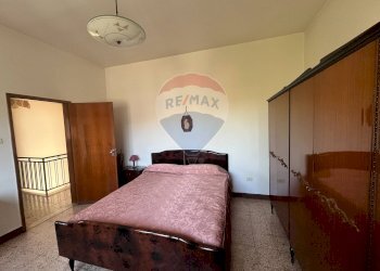 Camera / camera da letto - Villa Via Portomaggiore
 
5, Ferrara - foto 26