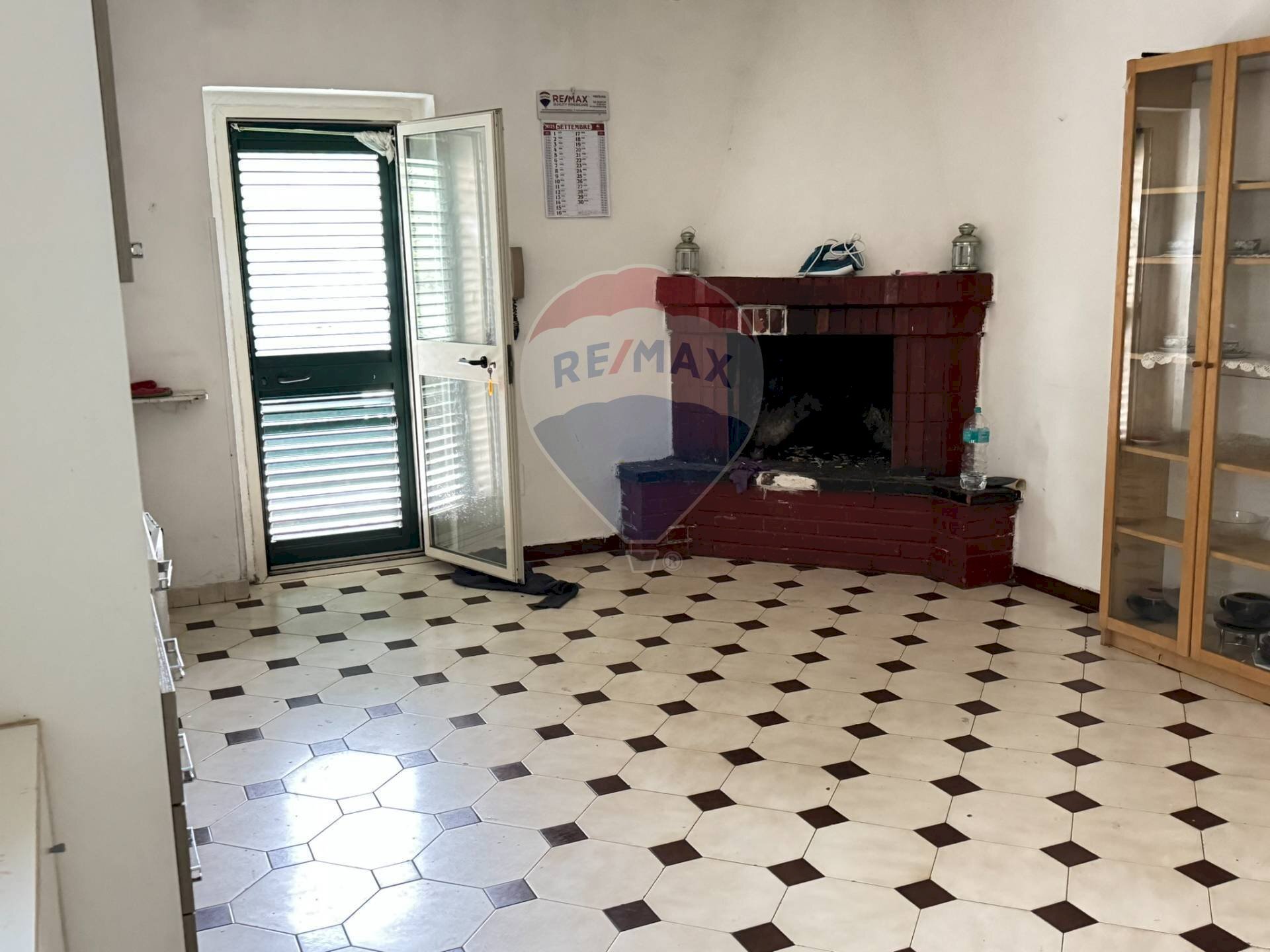Soggiorno - Casa indipendente Strada Vicinale di Valle Coppa/Costella
27, Vieste - foto 3