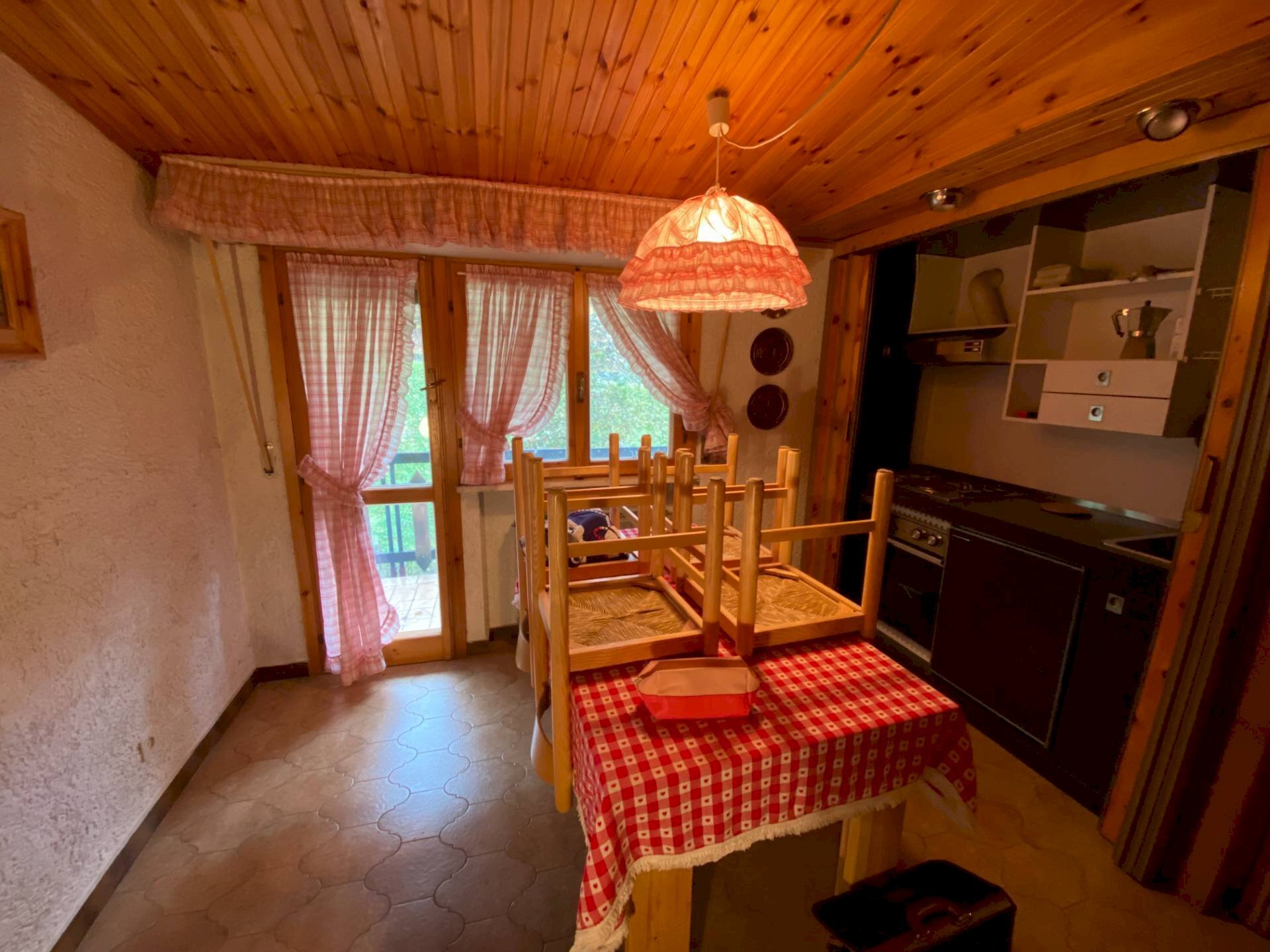 soggiorno - Three-room apartment Via San Grato, Viola - photo 2