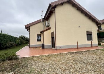 Foto 8 - Villa via Tetti Gianchino
 
5, Arignano - foto 8