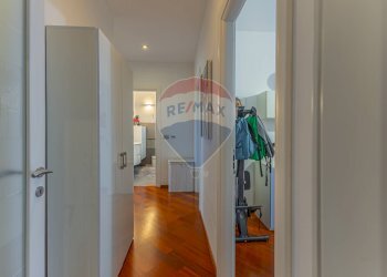 Hall / corridoio - Appartamento Via Prunizzedda
 
44, Sassari - foto 30