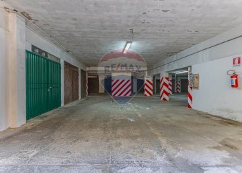 Parcheggio - Appartamento Via Prunizzedda
 
44, Sassari - foto 53