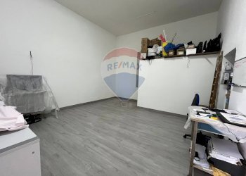 sala 2 - Negozio Via Napoli
 
136, Napoli - foto 10