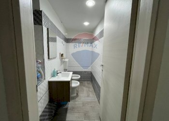 Bagno - Negozio Via Napoli
 
136, Napoli - foto 11