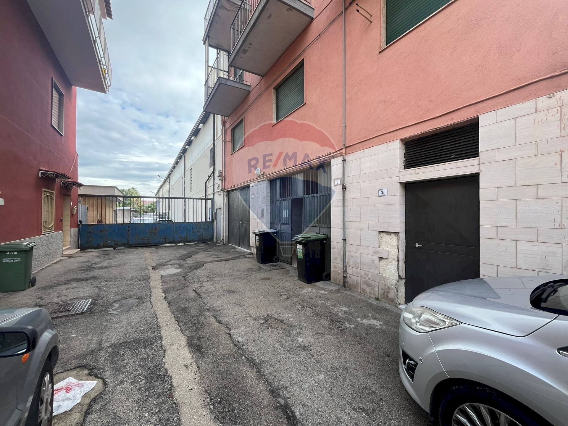 Edificio all\'aperto - Office Viale Guerra
 
5, Cercola - photo 2