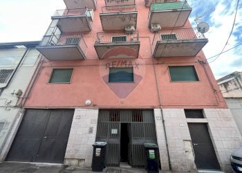 Edificio all\'aperto - Office Viale Guerra
 
5, Cercola - photo 3