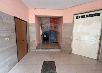 ingresso palazzo - Office Viale Guerra
 
5, Cercola - photo 4