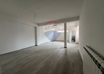 Stanza 1 - Office Viale Guerra
 
5, Cercola - photo 7