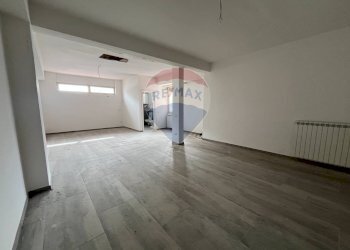 Stanza 1 - Office Viale Guerra
 
5, Cercola - photo 6