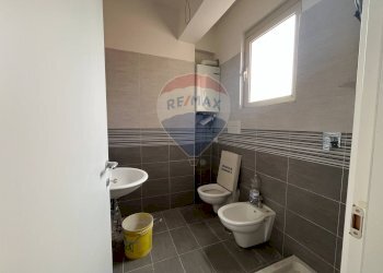 Bagno - Office Viale Guerra
 
5, Cercola - photo 12