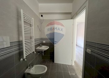 Bagno - Office Viale Guerra
 
5, Cercola - photo 15