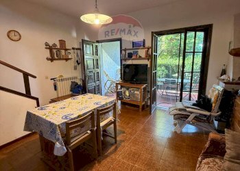 Sala da pranzo - Villa a Schiera via palmarola
 
7, Formia - foto 2