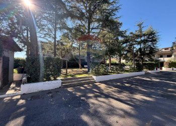 Edificio all\'aperto - Villa a Schiera via palmarola
 
7, Formia - foto 27