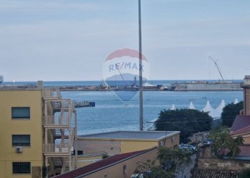 Vista dell\'acqua - Quadrilocale Via Francesco Crispi
 
84, Palermo - foto 23