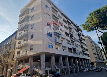 Edificio all\'aperto - Trilocale Via Francesco Crispi
 
84, Palermo - foto 11