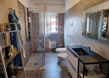 Bagno - Appartamento Via Maggiore Toselli
 
11-13, Bagheria - foto 16