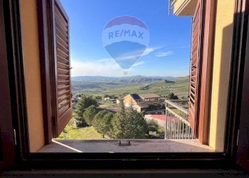 Balcone - Quadrilocale Via Giuseppe Impastato
 
snc, Corleone - foto 2