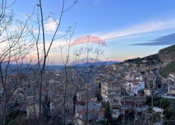 Vista delle montagne - Quadrilocale Via Giuseppe Impastato
 
snc, Corleone - foto 26