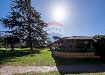 Giardino - Casa semi indipendente Via Veientana
257 a, Roma - foto 25