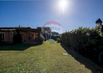 Giardino - Casa semi indipendente Via Veientana
257 a, Roma - foto 33