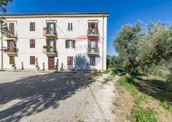 Casa all\'aperto - Trilocale via Torre
 
248, Torrevecchia Teatina - foto 14