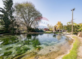 Vista dell\'acqua - Attività Commerciale Castel Goffredo - foto 3