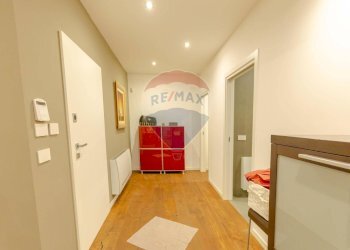 Hall / corridoio - Villa Corso Alcide De Gasperi
 
513E, Bari - foto 16