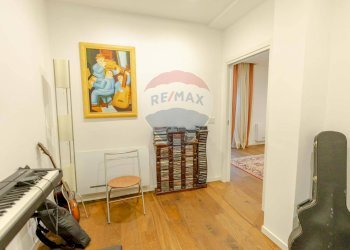 Camera / camera da letto - Villa Corso Alcide De Gasperi
 
513E, Bari - foto 19