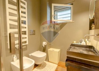 Bagno - Villa Corso Alcide De Gasperi
 
513E, Bari - foto 25