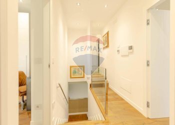 Hall / corridoio - Villa Corso Alcide De Gasperi
 
513E, Bari - foto 32