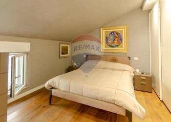 Camera / camera da letto - Villa Corso Alcide De Gasperi
 
513E, Bari - foto 33