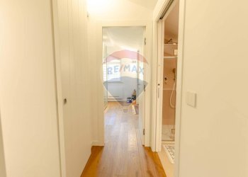 Hall / corridoio - Villa Corso Alcide De Gasperi
 
513E, Bari - foto 34