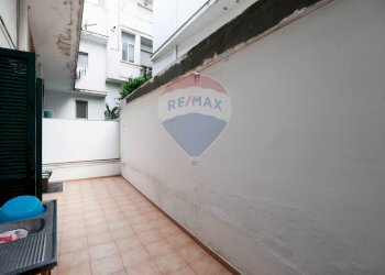 Terrazza - Trilocale Via Guglielmo Marconi
 
15, Triggiano - foto 9