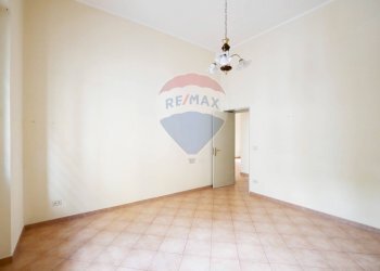 Stanza vuota - Trilocale Via Guglielmo Marconi
 
15, Triggiano - foto 12