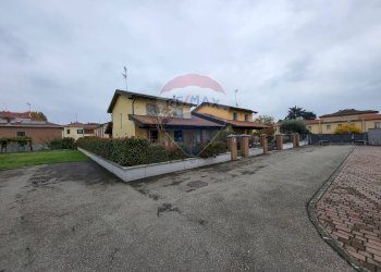 Casa all\'aperto - Terreno edificabile via Guido Picelli
2/F, Fontanellato - foto 9