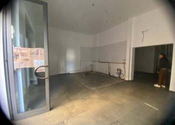 Foto 1 - Locale Commerciale via cavour
 
8, Ventimiglia - foto 1