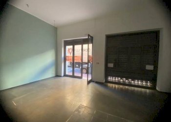 Foto 2 - Locale Commerciale via cavour
 
8, Ventimiglia - foto 2