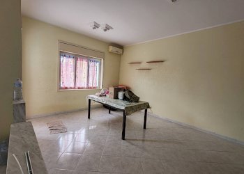 Foto 6 - Trilocale VIALE TURATI
 
70, Floridia - foto 6