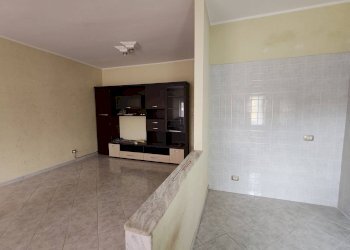 Foto 11 - Trilocale VIALE TURATI
 
70, Floridia - foto 11