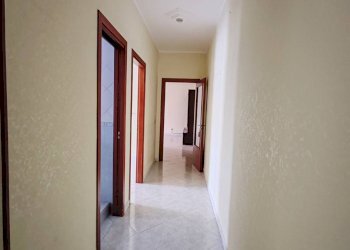 Foto 21 - Trilocale VIALE TURATI
 
70, Floridia - foto 21