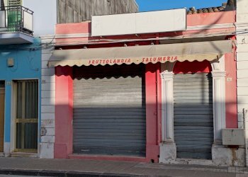 Foto 3 - Commercial Activity VIALE VITTORIO VENETO
 
52, Floridia - photo 3